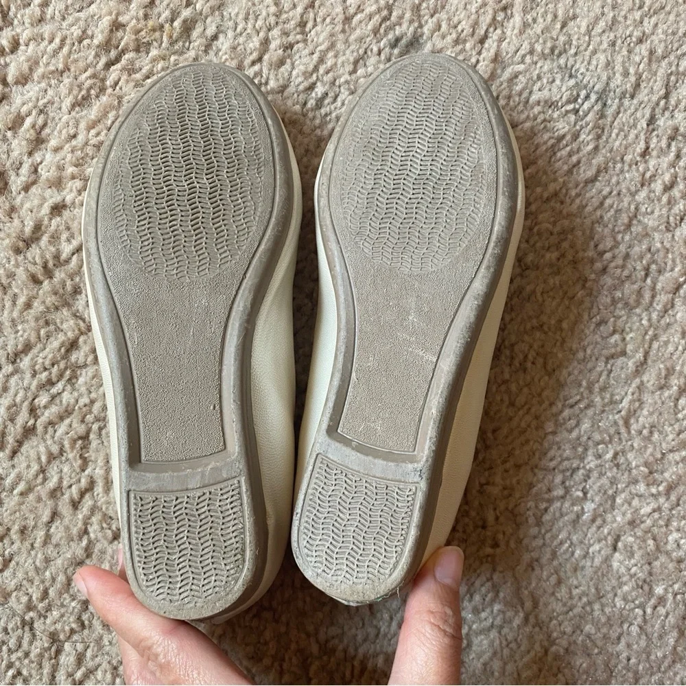 Cream Ballet Flats with Heart Charm